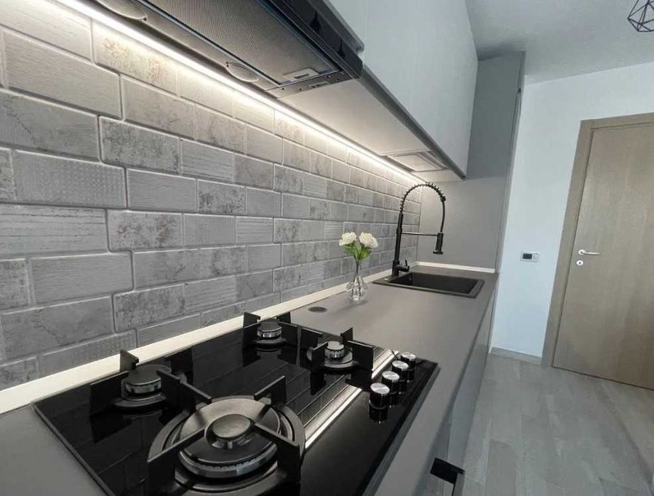 Дава се под наем Двустаен апартамент в Пловдив, Остромила - 60 кв.м за 249.39 € - Снимка #2