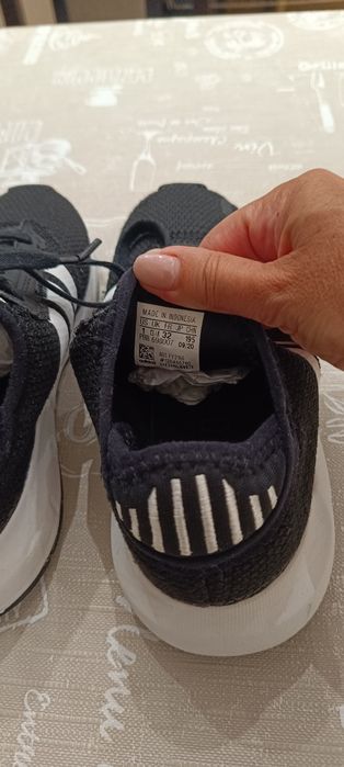 Adidas băieți 32