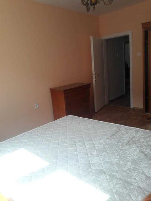 Дава се под наем Тристаен апартамент в София, Център - 110 кв.м за 816 € - Снимка #5