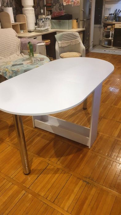 Компактный овал стол - трансформер – идеальный выбор