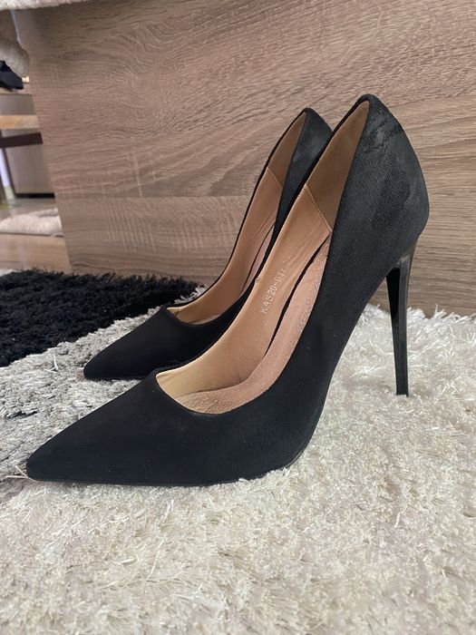 Елегантни обувки