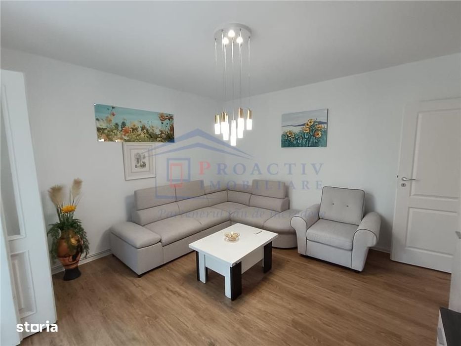 Apartament cu 3 camere, Centru, 3C-4258