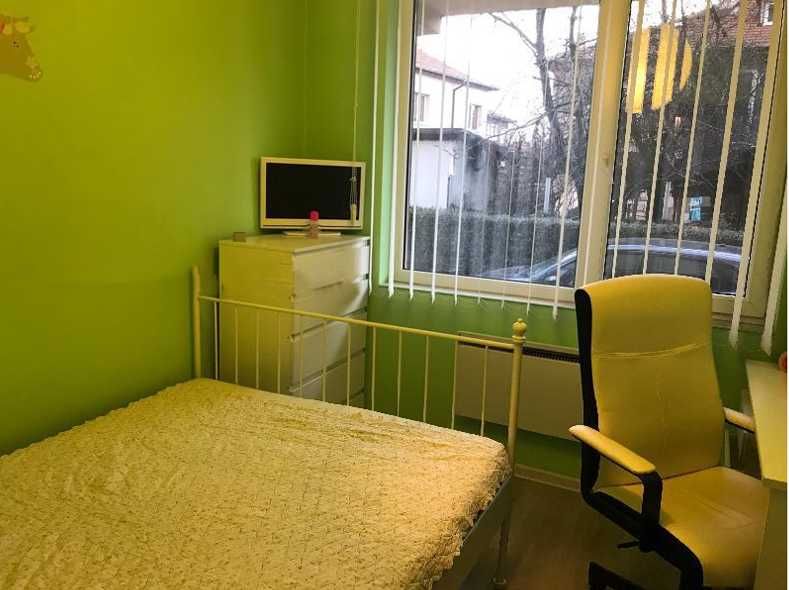 Дава се под наем Тристаен апартамент в София, Левски - 70 кв.м за 400 € - Снимка #2