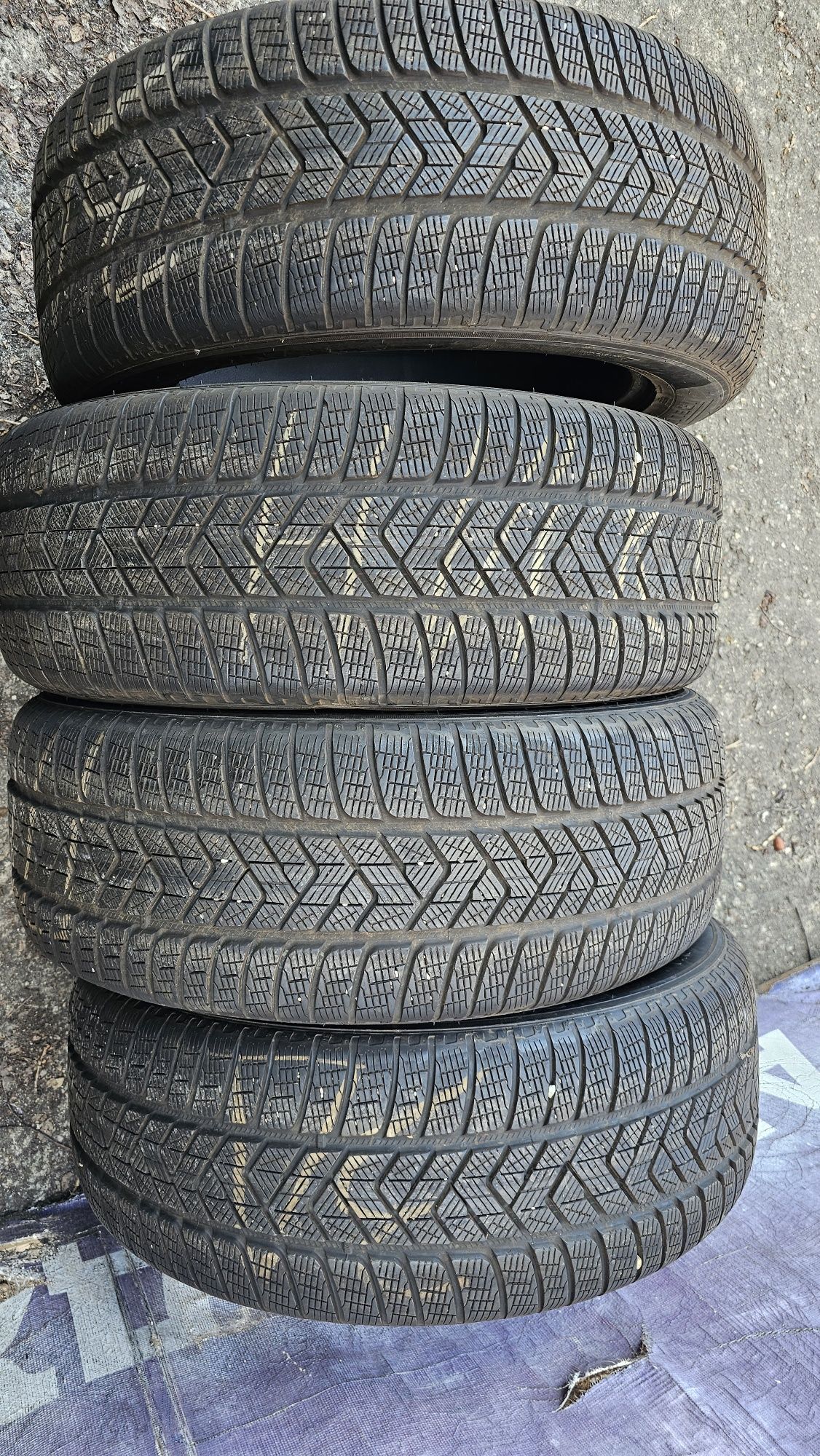 Зимни гуми pirelli scorpion 255 55 20