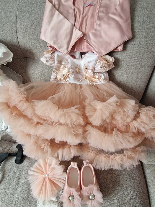 Rochite  bebe  botez
