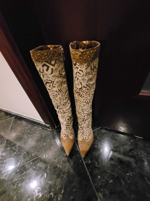 Оригинални ботуши Ferre 36 номер