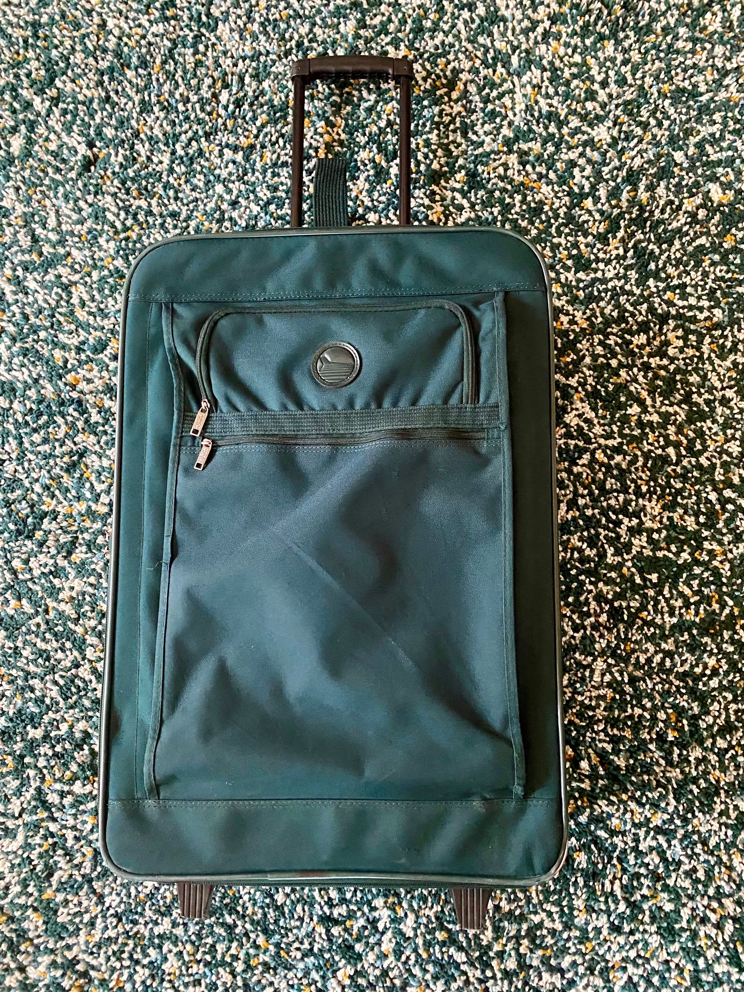 4 Trolere, Geamantan, Bagaj cala