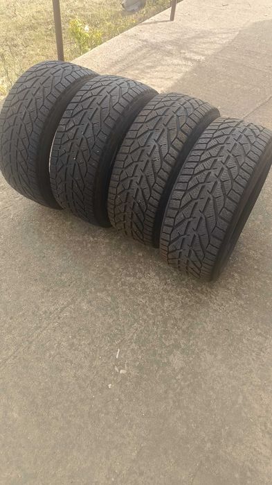 Зимни Гуми 225/40/18