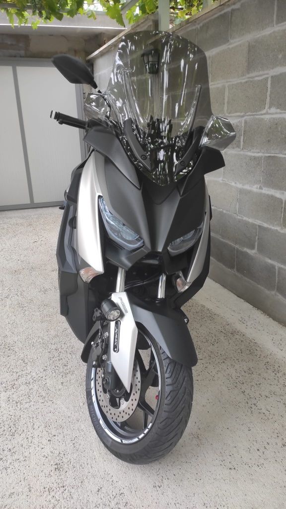 Yamaha X max 300