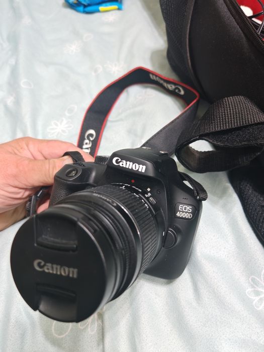 Aparat foto DSLR Canon EOS 4000D,18.0 MP, Negru + Obiectiv EF-S 18-55m