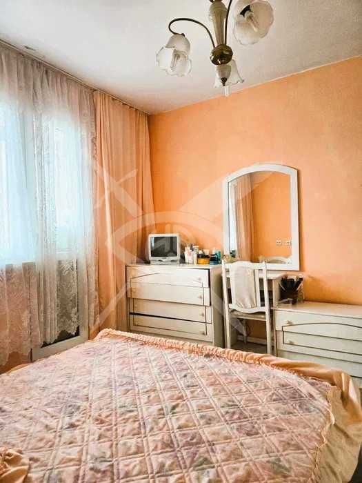 Продава се Тристаен апартамент в Бургас, Братя Миладинови - 92 кв.м за 1837 €/кв.м - Снимка #7