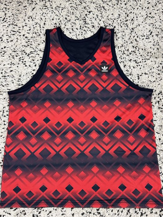 Двулицев потник ADIDAS ORIGINALS .Размер XL