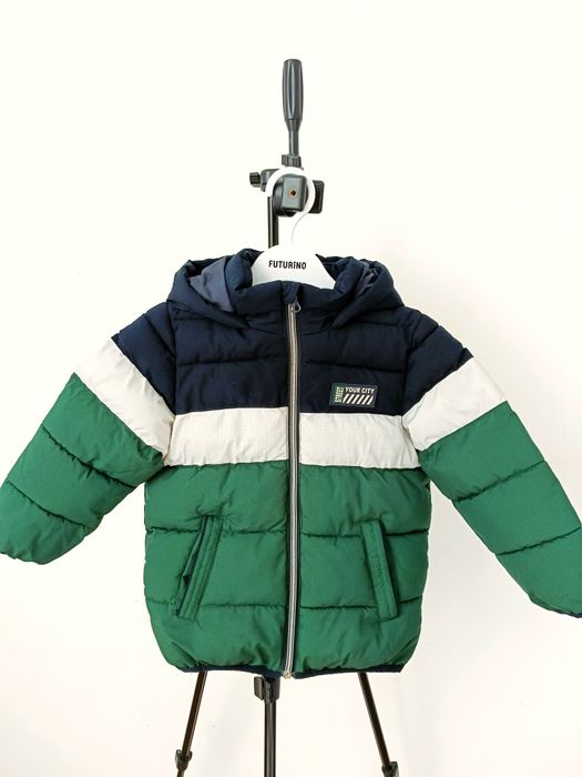 Демисезонная куртка на мальчика 3-4 года, размер 98