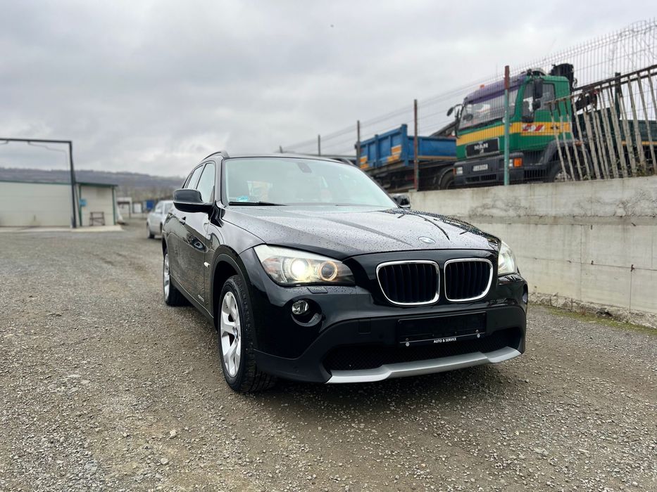 Bmw x1 2011 xenon angel eyes