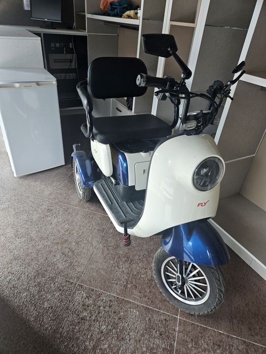 Електрическа триколка