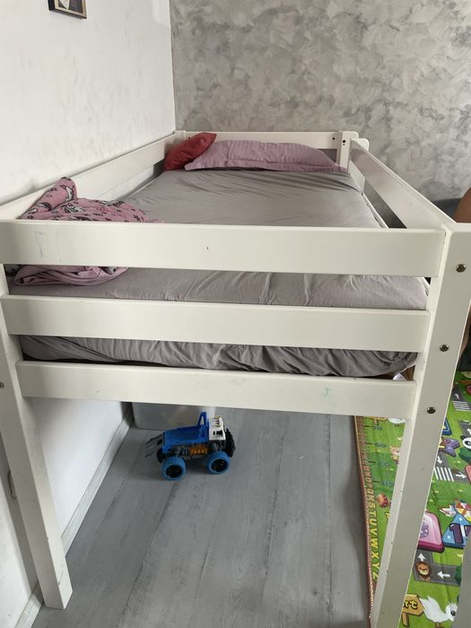 Pat alb copii etajat