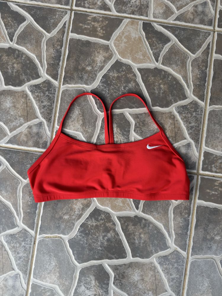 Дамско бюстие Nike