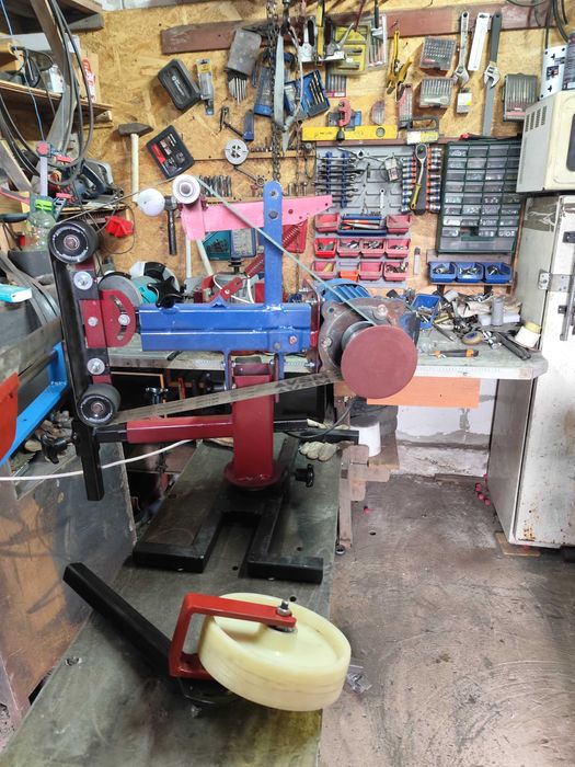 Slefuitor cu banda (belt grinder)