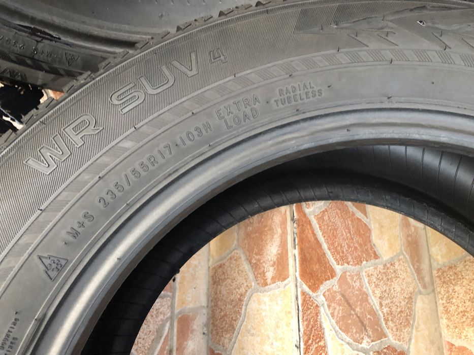 235 55 17 Nokian de iarna