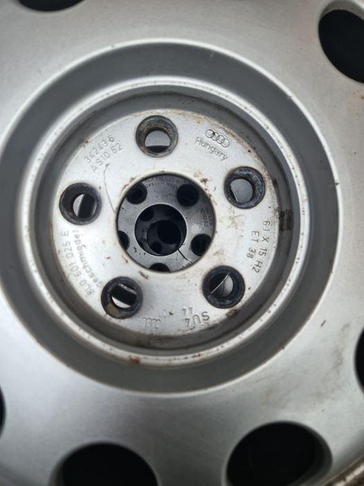 Jante audi R15    .
