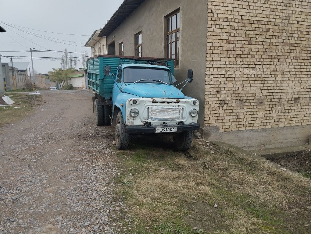 Gaz 53 Samalsval xolati yaxshi yurib turgan