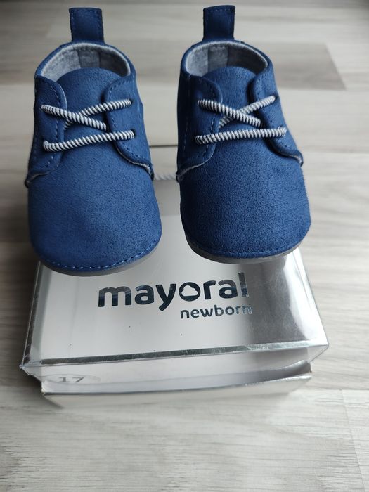 Vand pantofi MAYORAL pentru bebeluși