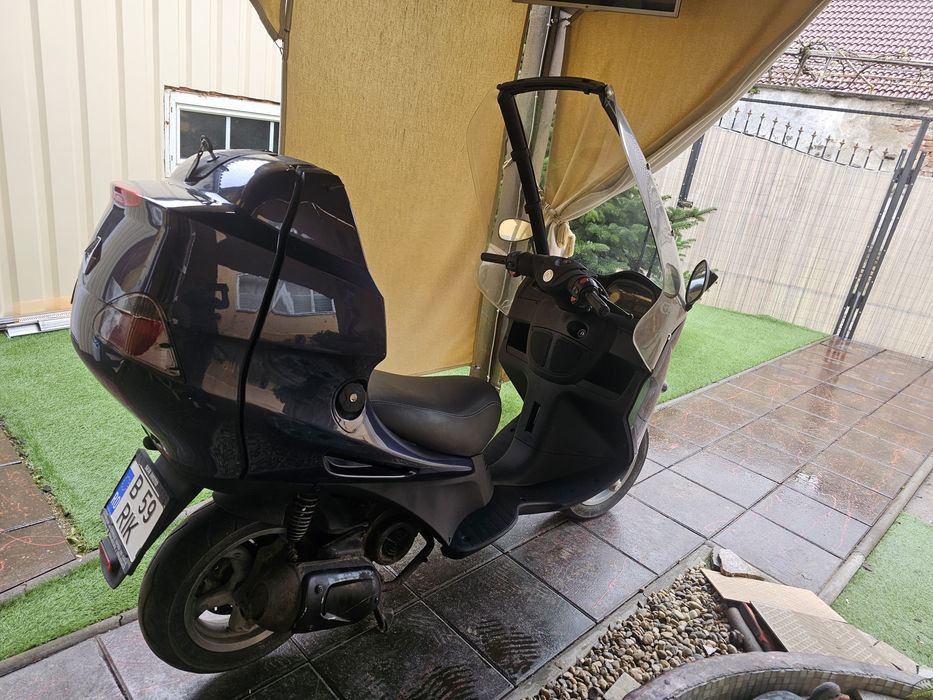 Scuter Benelli  , decapotabil , cu muzica, inmatriculat