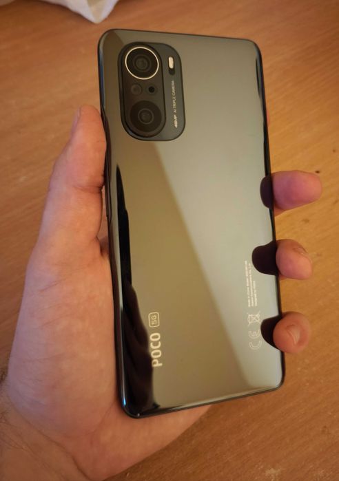 Poco f3 8gb RAM și 256 stocare