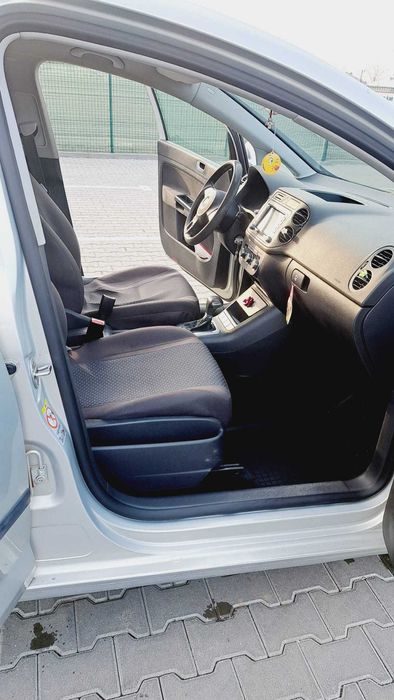 Volskwaghen Golf 6 Plus  1,6 TDI,105 cp,cutie automata,160000km