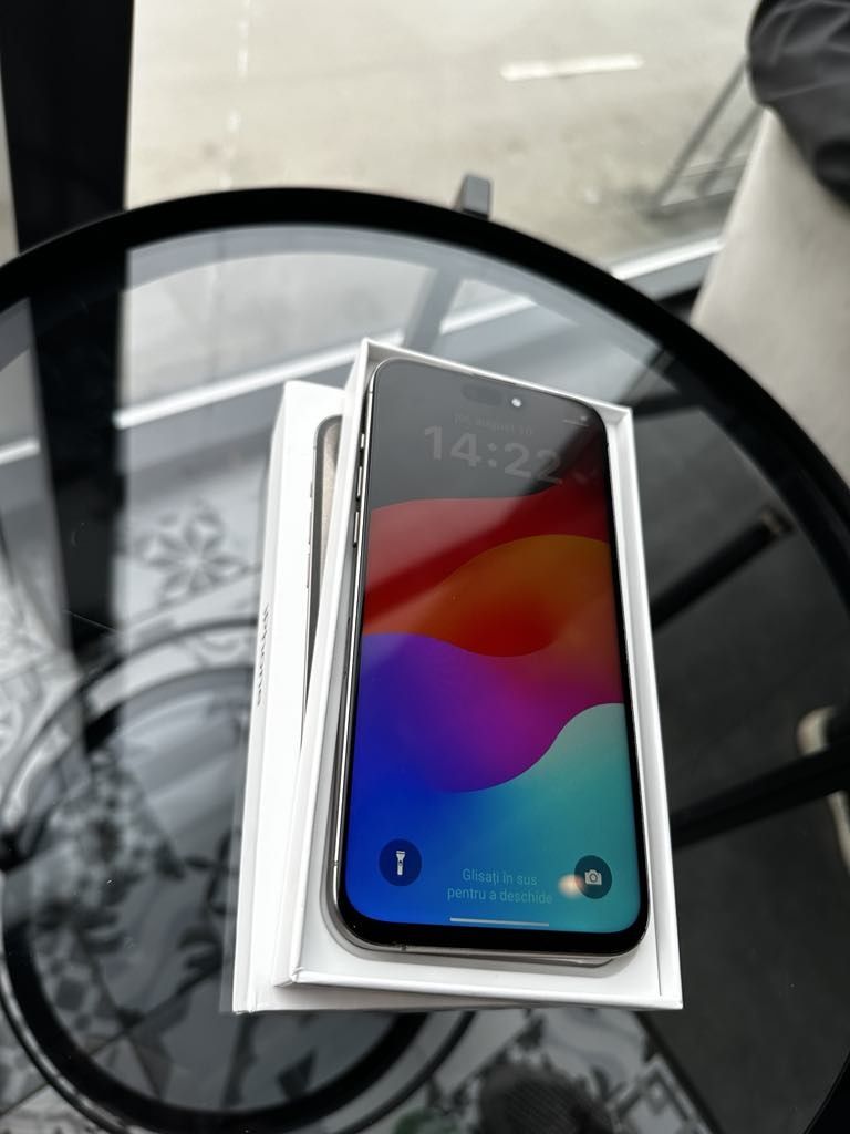 Iphone 15pro max 256 1 la 1 nefolosit