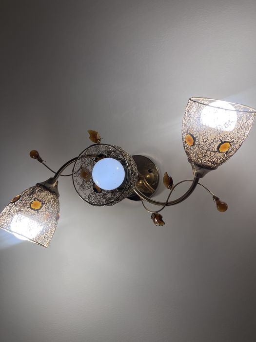 Люстра потолочная трёхрожковая