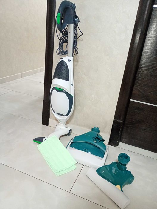 Aspirator Foleto cu accesorii