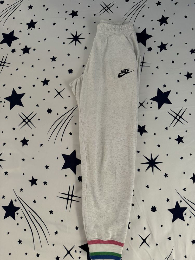Дамско долнище Nike
