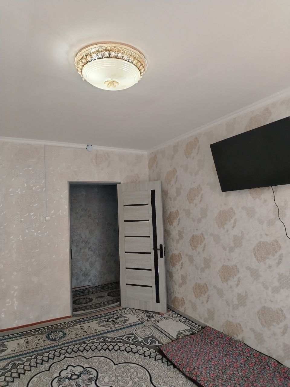 Продам квартиру 2 комнаты своя без маклера