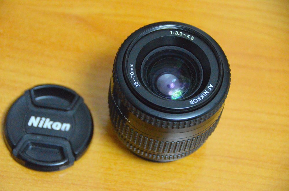 obiectiv Nikon  35-70 mm