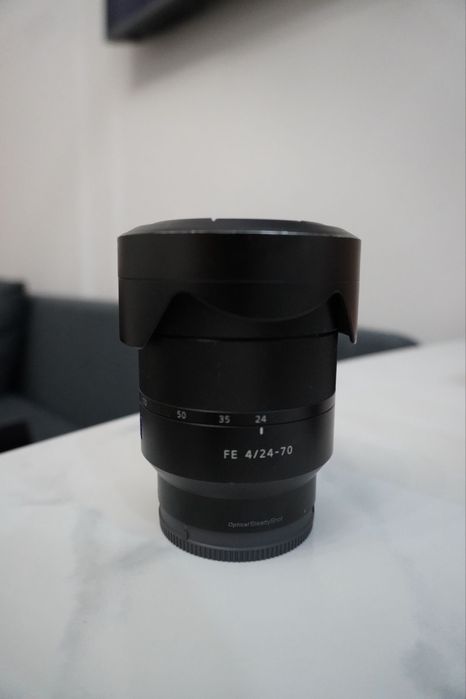 Sony Zeiss 24-70mm f/4 ZA OSS