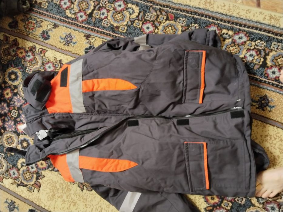 Продам Зимний костюм