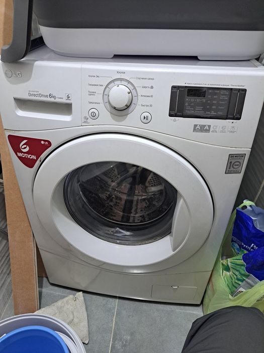 Стиральная машина LG 6кг Inverter Direct Drive с технологией 6 MOTION