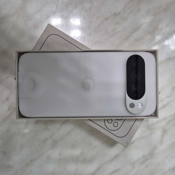 Telefon Google Pixel 10 Pro XL 256gb Crem NOU Cutie Zeus Amanet 34237