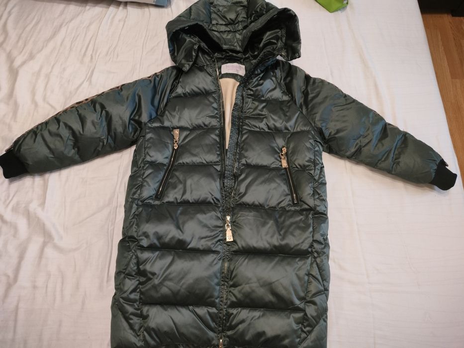 Зимняя куртка для девочки 140 см
