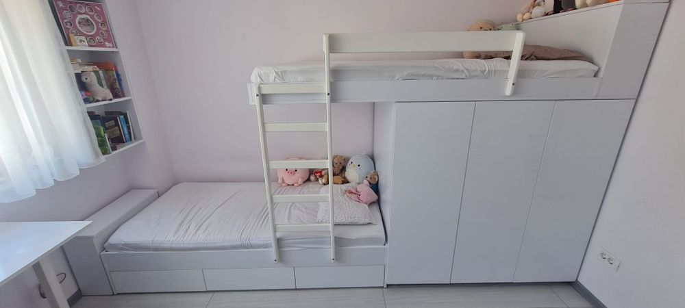 Ansamblu mobilietn pentru 2 copiii, cu sertare si șifonier inclus