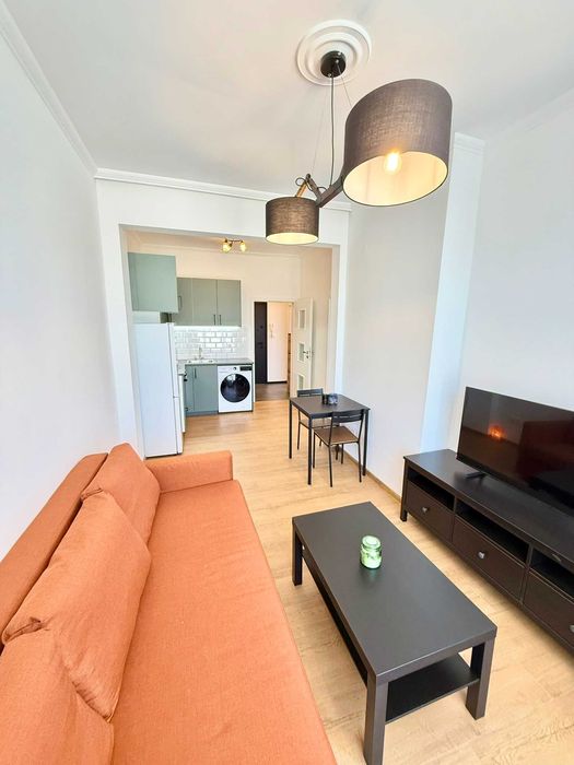 Дава се под наем Тристаен апартамент в София, Център - 75 кв.м за 765 € - Снимка #9