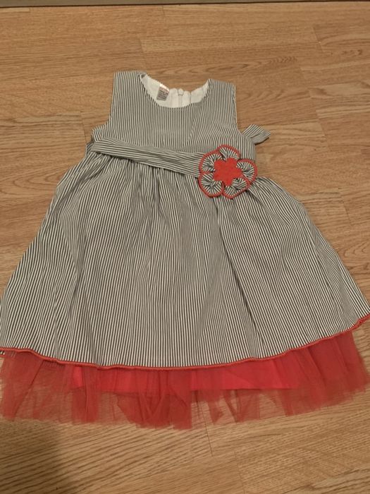 Нова детска рокличка 98см