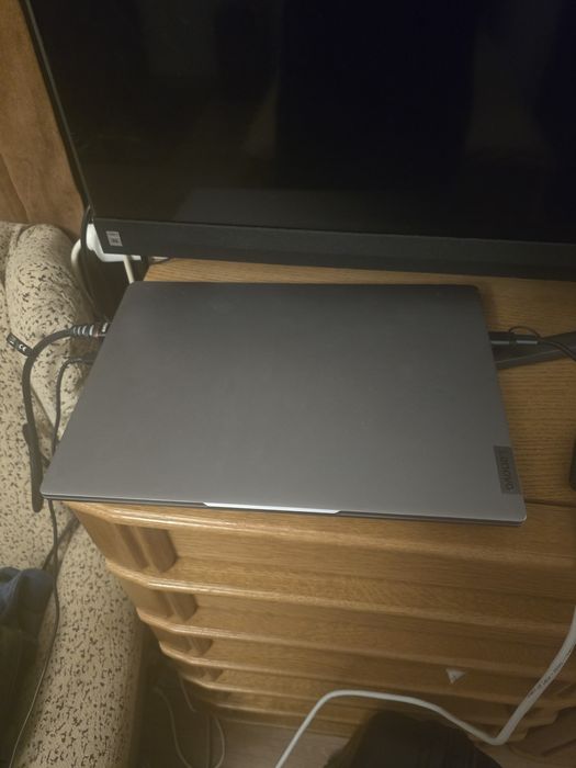 Laptop Leonovo Ideapad Pro 5 16APH8