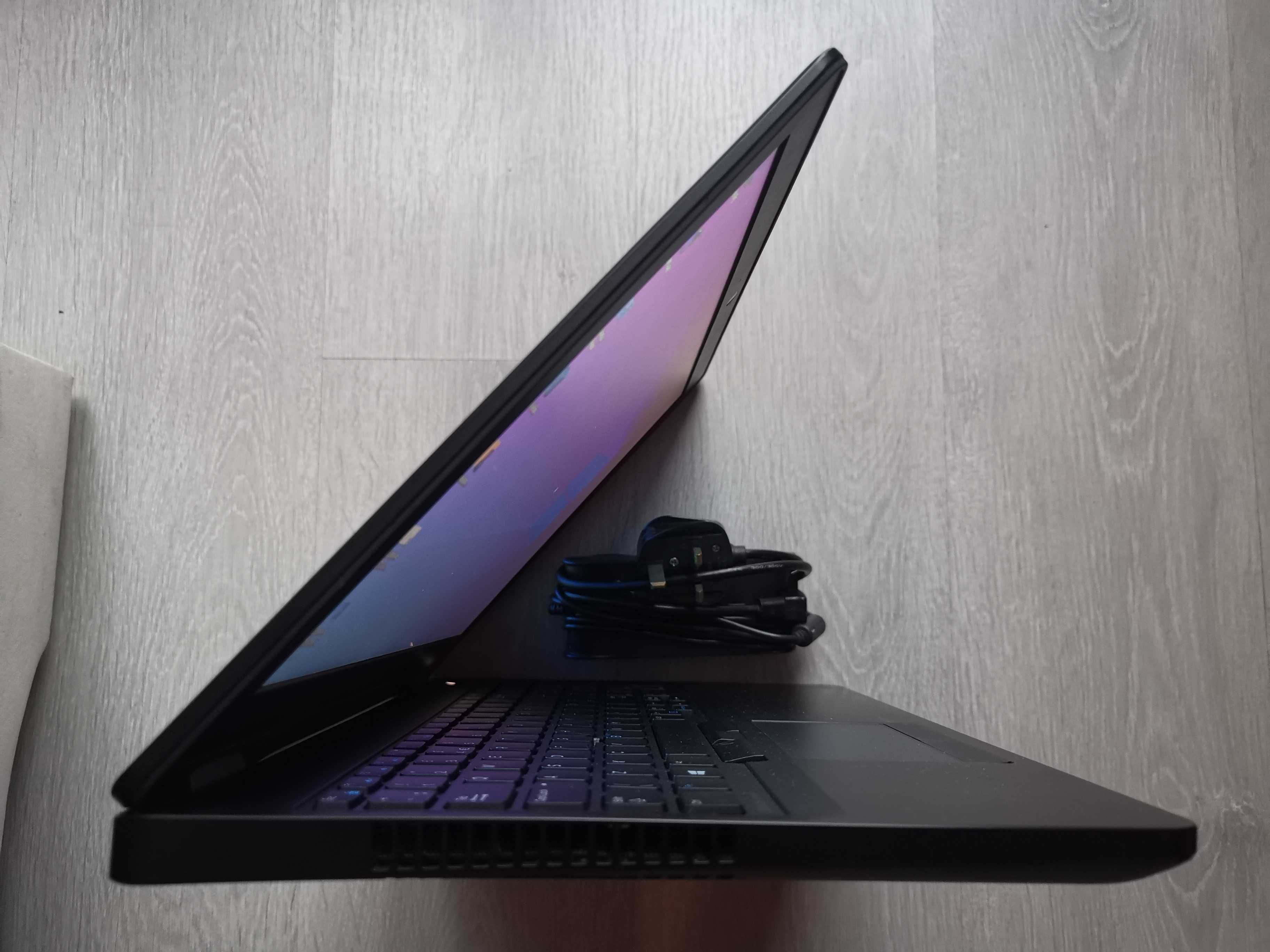 Лаптоп 15.6" Dell Latitude E5570 Windows 11 + Office 240GB SSD 4GB RAM