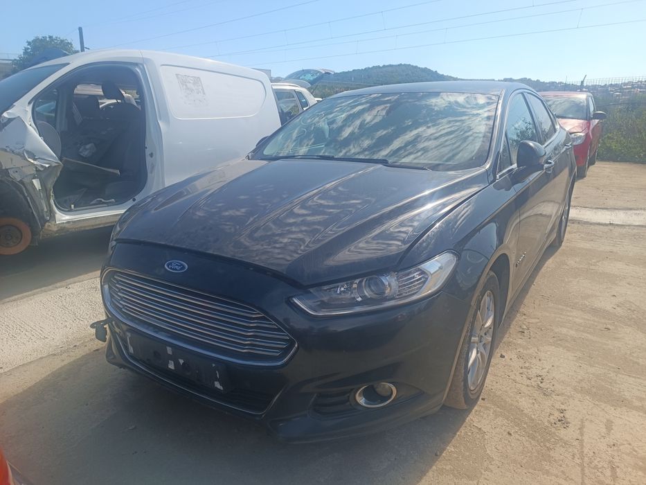 Dezmembram Ford Mondeo, an 2015, motor 2.0 benzină/ hybrid