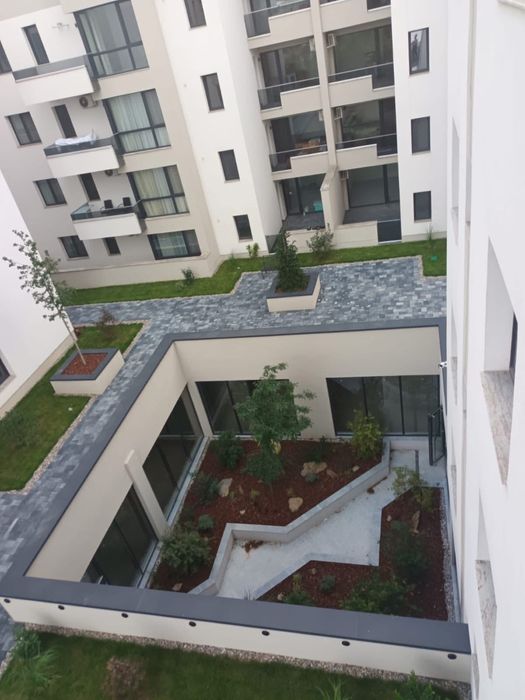 Inchiriez garsoniera pe Bulevard