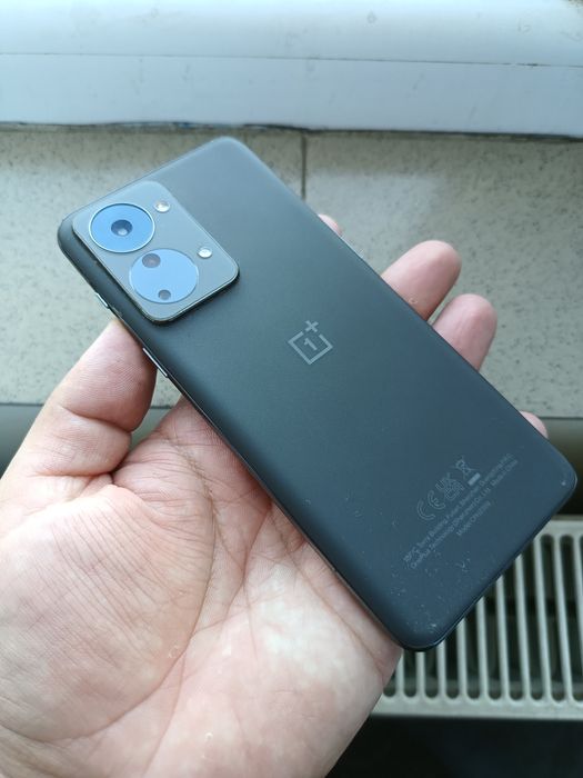 One Plus Nord 2T ..128Gb 8Gb dualsim