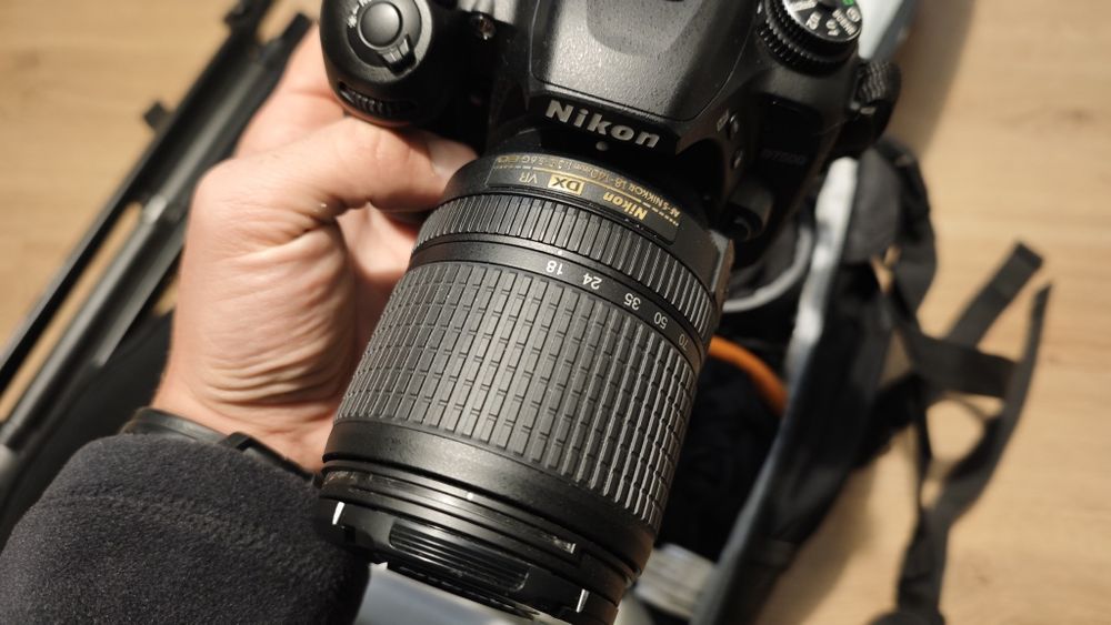 Фотоапарат Nikon D7500 с обектив 18-140мм + портретен обектив 85мм