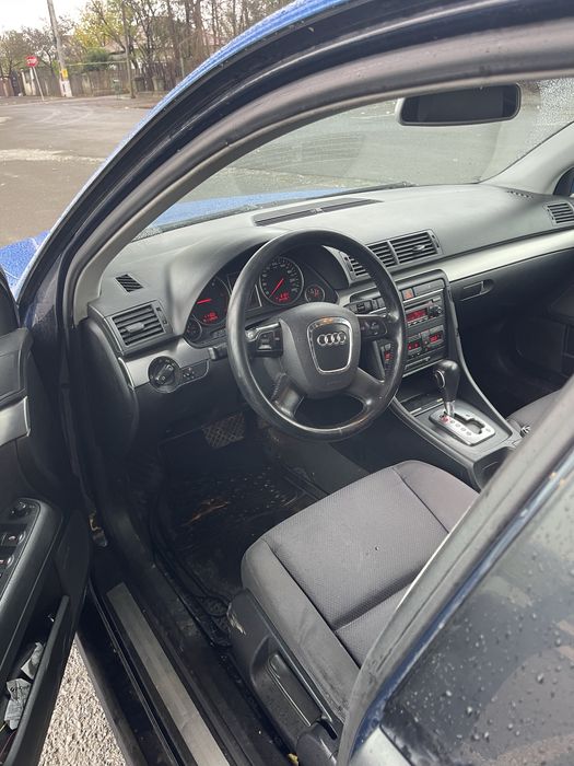 Vand audi a4b7 2.0 BLB 140cp fara variante